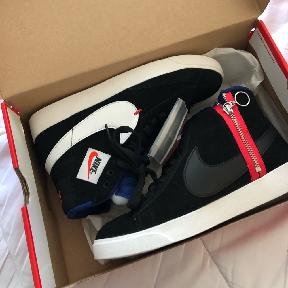 New Nike Womens Black Mid Rise Blazer Rebels